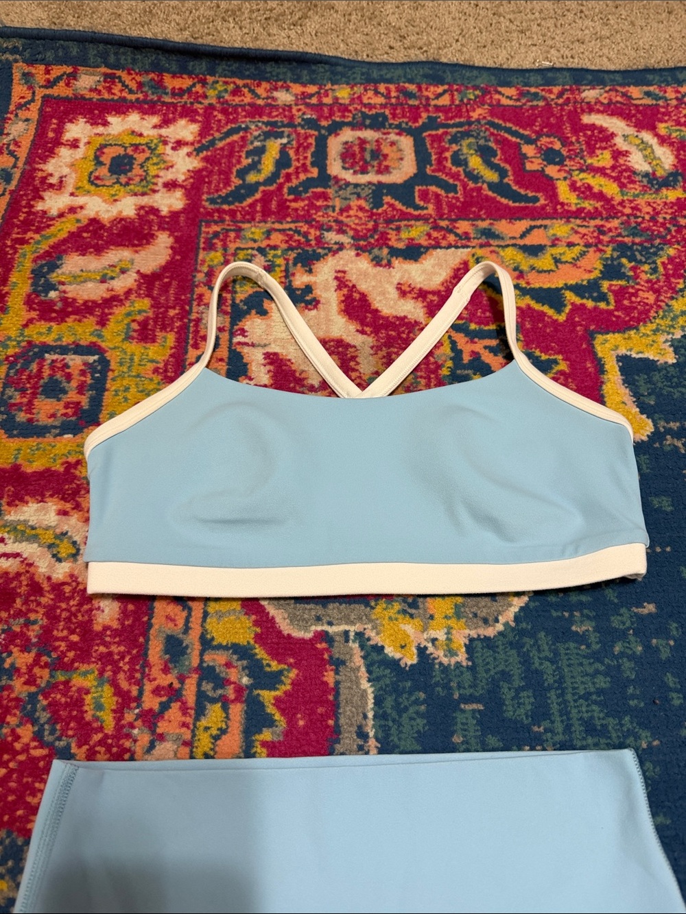 All in Motion Light Blue Women's Sports Bra 6” inseam High-Rise Bike Shorts Set - Picture 3 of 7